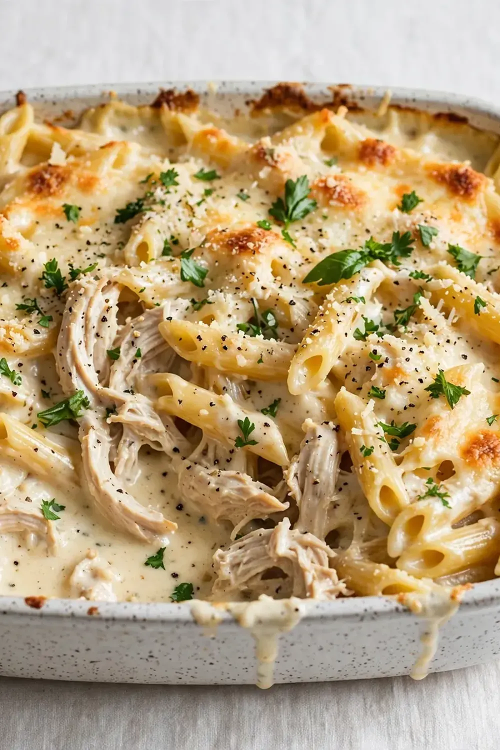 Slow Cooker Chicken Alfredo Casserole